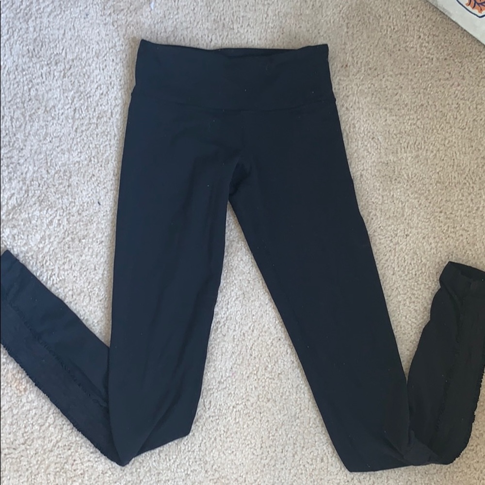 Lulu lemon wunder under with frayed ankle